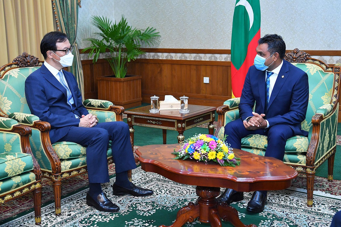 ތައުލީމީ ދާއިރާއިން އިތުރު ފުރުސަތު ހޯދުމަށް ދެކުނު ކޮރެއާގެ ސަފީރާއި މަޝްވަރާކޮށްފި