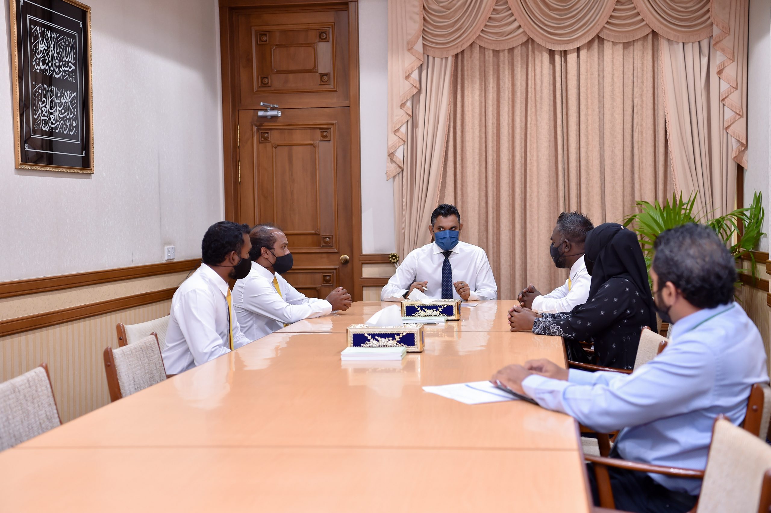 ށ.ފޭދޫ ކައުންސިލުން، ރަށުގެ ގިނަ މައްސަލަތަކުގެ ކަންބޮޑުވުން ނާއިބު ރައީސްއާ ހިއްސާކުރައްވައިފި