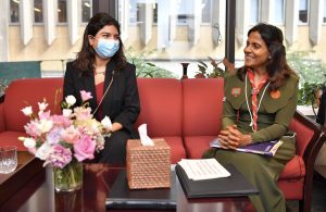 ’އަންލޮކް ދަ ފިއުޗަރ' ޙަރަކާތުގައި މެޑަމް ފަޒުނާ ބައިވެރިވެ ވަޑައިގަތުން