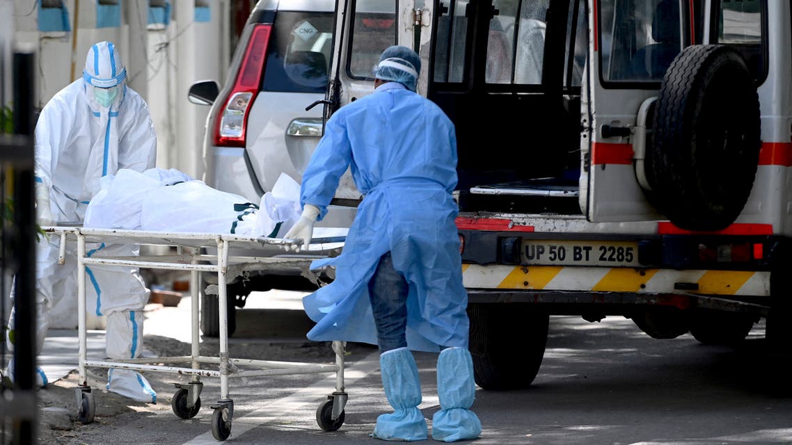 ދަތް އުގުޅާ ބޭސްކަމުގައި ހީކޮށް، މީދާ ބޭސް ބޭނުން ކުރުމުގެ ސަބަބުން އިންޑިއާގައި އަންހެން ކުއްޖަކު މަރުވެއްޖެ