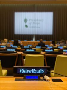 194 ގައުމުގެ ތެރެއިން މިއަހަރު އާންމު މަޖިލިހުގައި ވާހަކަ ދެއްކެވީ އެންމެ 18 އަންހެން ބޭފުޅުން