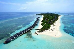 ކުރެއްދޫ ރިސޯޓުގައި ފަތުރުވެރިއަކު ގެނބިއްޖެ