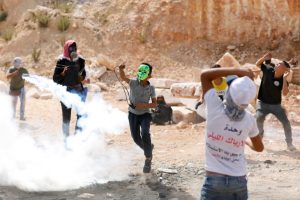 އިސްރާލުގެ ޖަލުން ފިލި މުޖާހިދުންނަށް ތާއީދުކޮށް ފަލަސްތީނުގައި މުޒާހިރާ ކޮށްފި