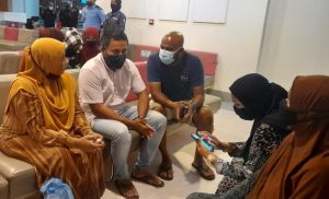 ނިޔާވި އަސްލަމްގެ އާއިލާގެ ކަންބޮޑުވުންތަކަށް، ޖަވާބުދާރީ ކުރުމުގެ މަސައްކަތް ފަށައިފި