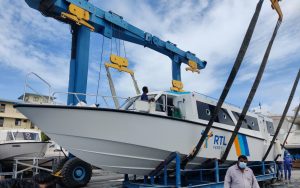 ހައި ސްޕީޑު ފުރަތަމަ ފެރީ މޫދަށް ބޭލުން