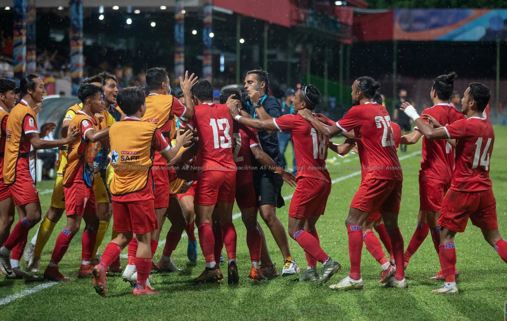 ފަސޭހަ ކަމާއިއެކު ލަންކާ ބަލިކޮށް ނޭޕާލުން އުންމީދު ބޮޑުކޮށްފި