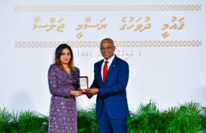 މިއަހަރު ޝަރަފުވެރިކަމުގެ ޤައުމީ އިނާމު 4 ބޭފުޅަކަށް!