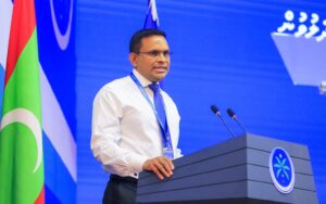 މިފަސްގަނޑުން އެންމެ އިންޗިއެެއްވެސް ނުދެވޭނެ، ބޭރު ސިފައިންނަށް ރާއްޖޭގައި ނުތިބެވޭނެ: ނާޒިމް