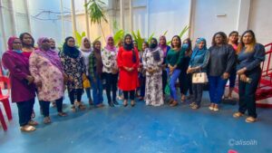 ޖޭޕީގެ އަންހެން ކަނބަލުން އިސްނަގައިގެން ހަވީރުގެ ސަޔެއް ބާއްވައިފި