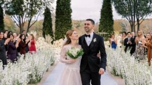 ބިލް ގޭޓްސްގެ އަންހެން ދަރިފުޅުގެ، 2 މިލިއަން ޑޮލަރުގެ އަގުބޮޑު ކައިވެނީގެ ފޮޓޯތައް އާންމު ކޮށްފި