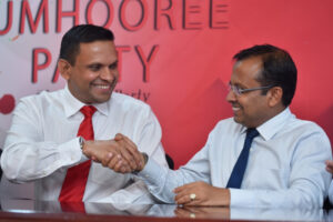 އިންތިޚާބަކާއި ނުލައި އެމްއެންޕީގެ ރައީސްކަމަށް ނާޒިމް 