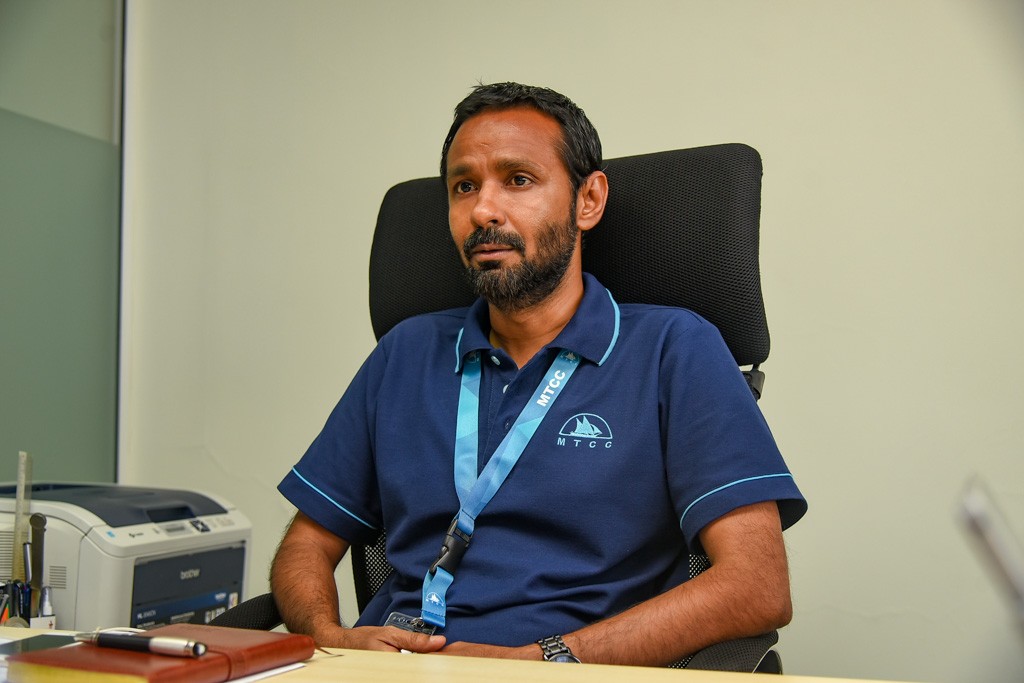 އެމްޓީސީސީގެ ކުރީގެ ސީއީއޯ ޒިޔަތަށް ދައުވާކުރަން ފޮނުވައިފި