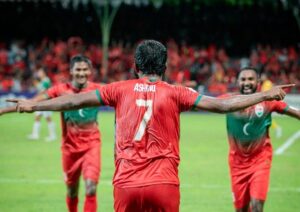 ދިވެހި ސަޕޯޓަރުން ދަނޑު ފުރާލުމަށް ދަނގަޑޭ އެދިއްޖެ