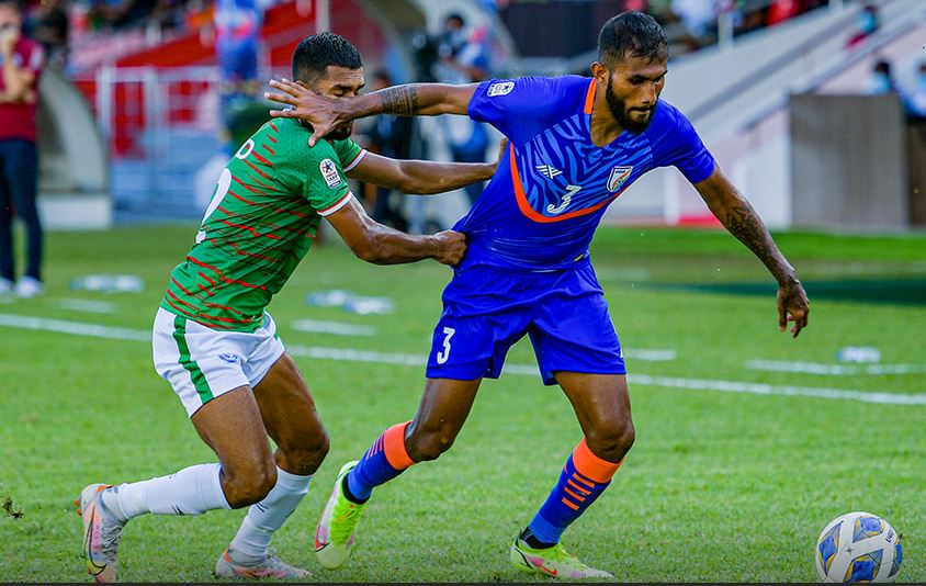 ވަރުގަދަ އިންޑިއާ އާއި އެއްވަރުކޮށް ބަންގާޅުން ފެންވަރު ދައްކާލައިފި