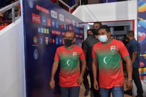 މާލޭ ދަނޑަށް ބޯޅަކުޅޭތަން ބެލުމަށް، ފެންޖަހާ މީހާއާއި ހަމައަށް ތިިރިވެއްޖެ: ނަޝީދު