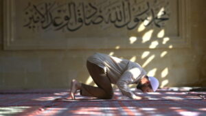 ސުންނަތް ނަމާދުގެ އަދަދަކީ ކޮބާ؟