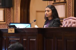 އީވާ މަޖިލިސް ނާއިބު ރައީސްކަމުން ވަކި ކުރުމުގެ މަސައްކަތް ފަށައިފި