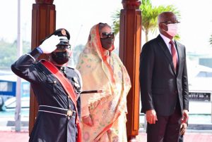 ހަސީނާ މަޖިލީހުގައި ތަޤުރީރު ކުރެއްވުން ހަވީރު 4 ޖަހާއިރު