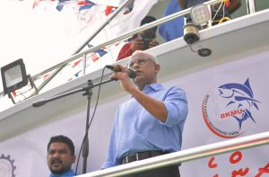 މަސްވެރިންގެ ކަންބޮޑުވުންތަކަށް ހައްލު ހޯދާ ދޭނަން: ރައީސް