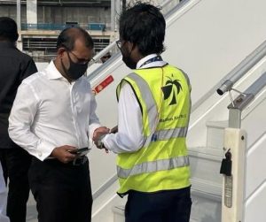 ރައީސް ނަޝީދު އިނގިރޭސިވިލާތަށް ފުރައިވަޑައިގެންފި