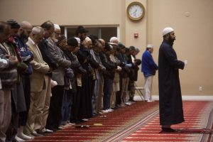 އަންހެނަކަށް އިމާމަކަށް ވެވިދާނެތަ؟