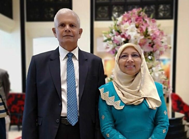 ޖެންޑަރ މިނިސްޓަރުގެ ފިރިކަލުން އަވަހާރަވެއްޖެ