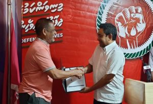 އެމްޑީޕީގައި އިސްކޮށް އުޅުއްވި ނަޒާކީ ޒަކީ ޕީޕީއެމް އާއި ގުޅިވަޑައިގެންފި