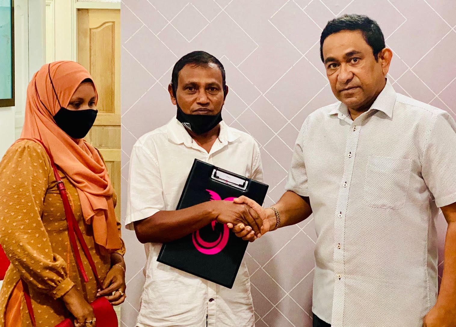 ފުވައްމުލަކު އެމްޑީޕީގައި އިސްކޮށް ހަރަކާތްތެރިވާ ބޭފުޅަކު އިދިކޮޅު ޕީޕީއެމްއަށް