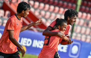 ޔޫތް ޗެމްޕިއަންޝިޕް: އީގަލްސް މޮޅުވިއިރު، މަހިބަދޫ އަތުން ޔޫވީ އެއްވަރު