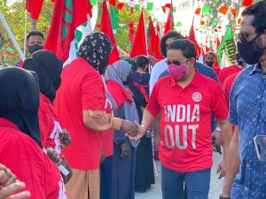 އިންޑިއާ އައުޓް ހަރަކާތާއެކު ޔާމީން ފުނަދުއަށް ވަޑައިގަތުމުން ހޫނު މަރުޙަބާއެއް!