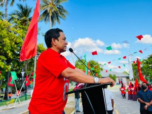 ގޭގޭގެ ފާރުތަކުގައިވެސް "އިންޑިއާ އައުޓް" ޖެހުމަށް ޔާމީން ގޮވާލައްވައިފި