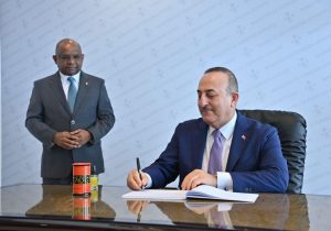 ތުރުކީއާއިއެކު ފަސް އެއްބަސްވުމެއްގައި ސޮއިކުރުން