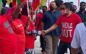 ރައީސް ޔާމީން މާދަމާ ކޮމަންޑޫދާއިރާއަށް ވަޑައިގަންނަވަނީ