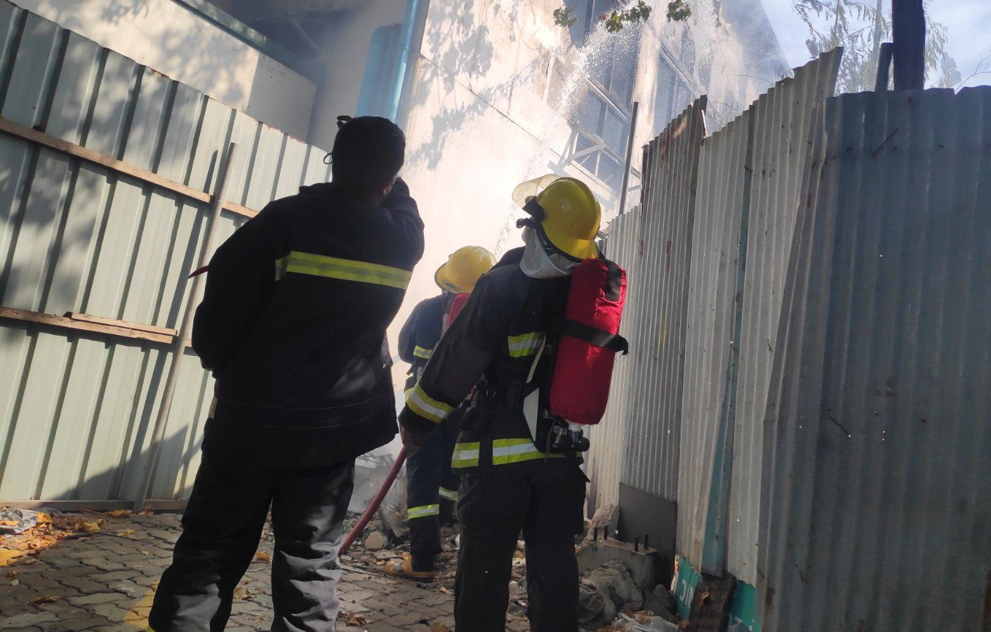 ކުރީގެ ރުމާލު 2 ޖަގަހާގައި ރޯވި އަލިފާން ނިއްވާލައިފި