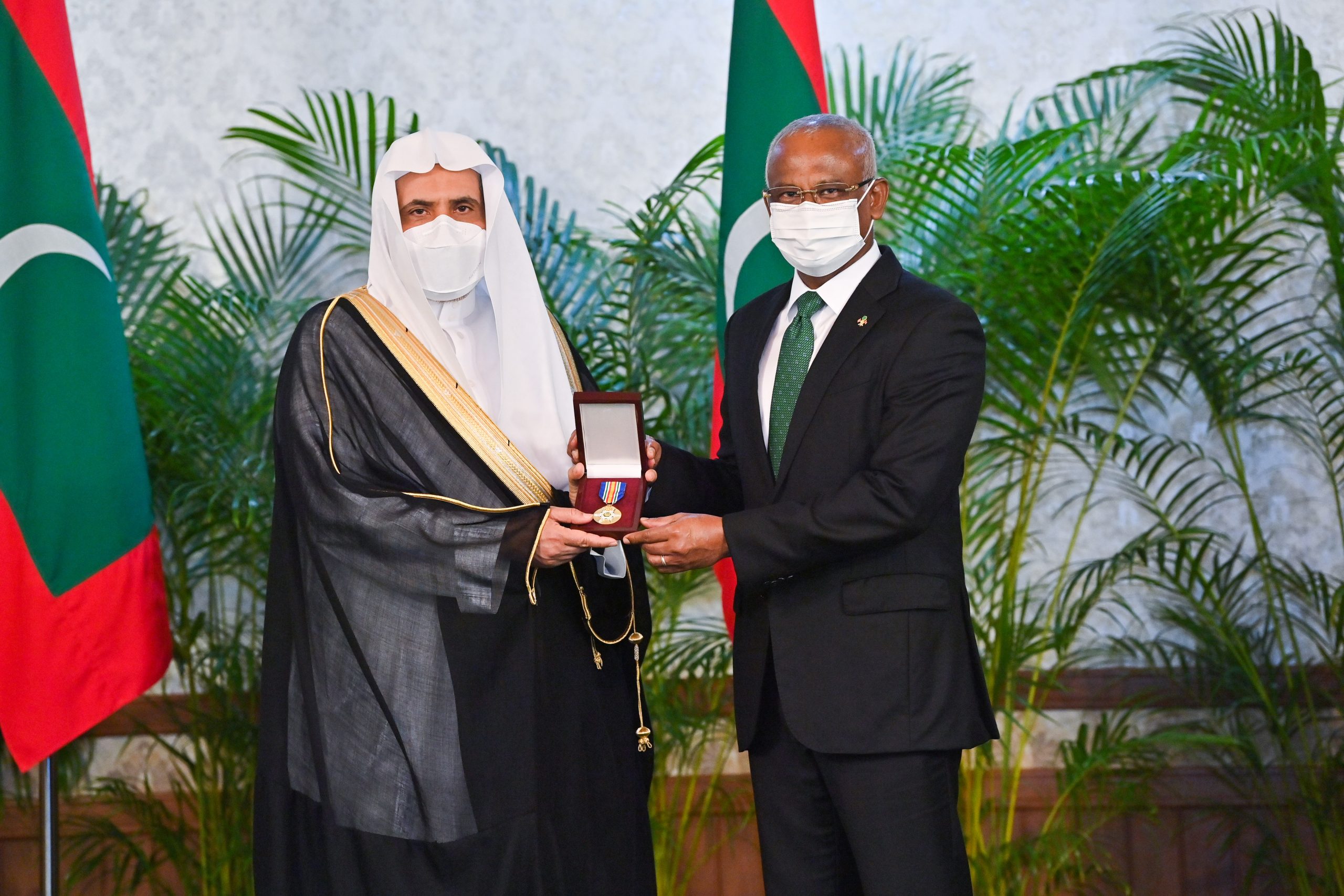 ރާބިޠާގެ ސެކްރެޓަރީ ޖެނެރަލްއަށް ނިޝާން ކަލާފާނުގެ ޝަރަފުގެ ޢިއްޒަތް އަރުވައިފި