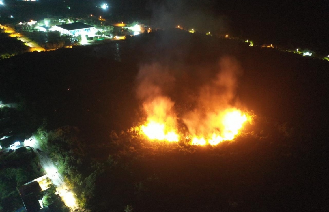 މާކިޅި ސަރަހައްދުގައި ރޯވި އަލިފާންގަނޑު ނިއްވާލެވުނީ 12 ގަޑިއިރުން!