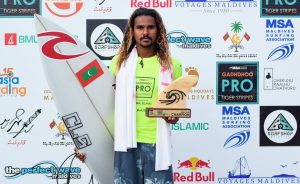 ގައްދޫ ސާފިން މުބާރާތުގެ ޗެންޕިއަންކަން ސްމައިލީ ދިފާއުކޮށްފި