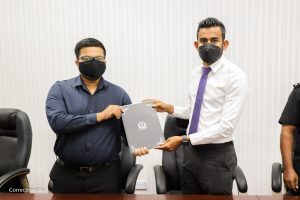ޖަލު އޮފިސަރުންވެސް ބޮޑީ ވޯރން ކެމެރާ ބޭނުންކުރަން ފަށަނީ