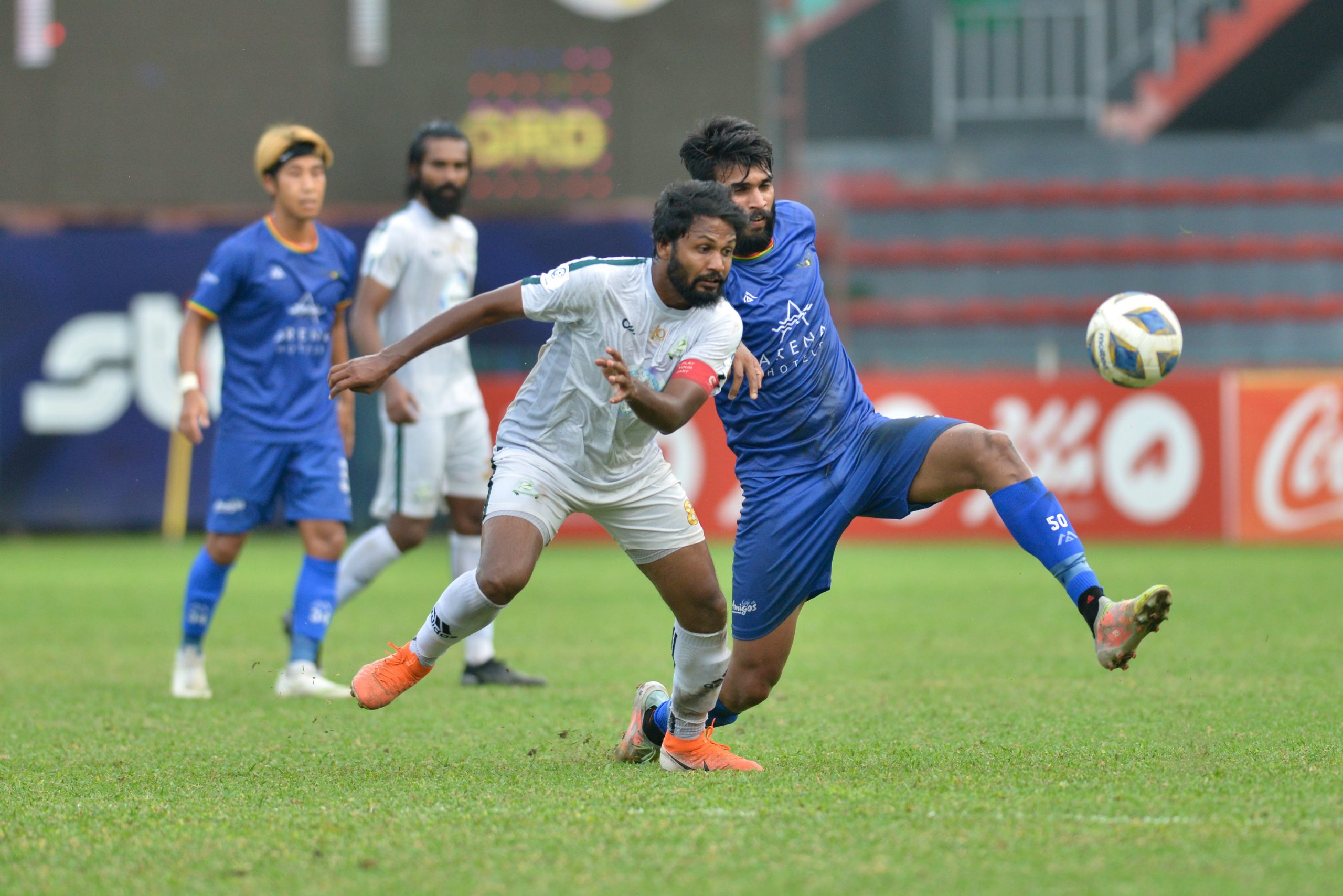 ދިވެހި ޕްރިމިއާ ލީގުގެ ފުރަތަމަ މެޗުގައި ގްރީން ސްޓްރީޓްސް އާއި ދަ ގްރާންޑޭ އެއްވަރު