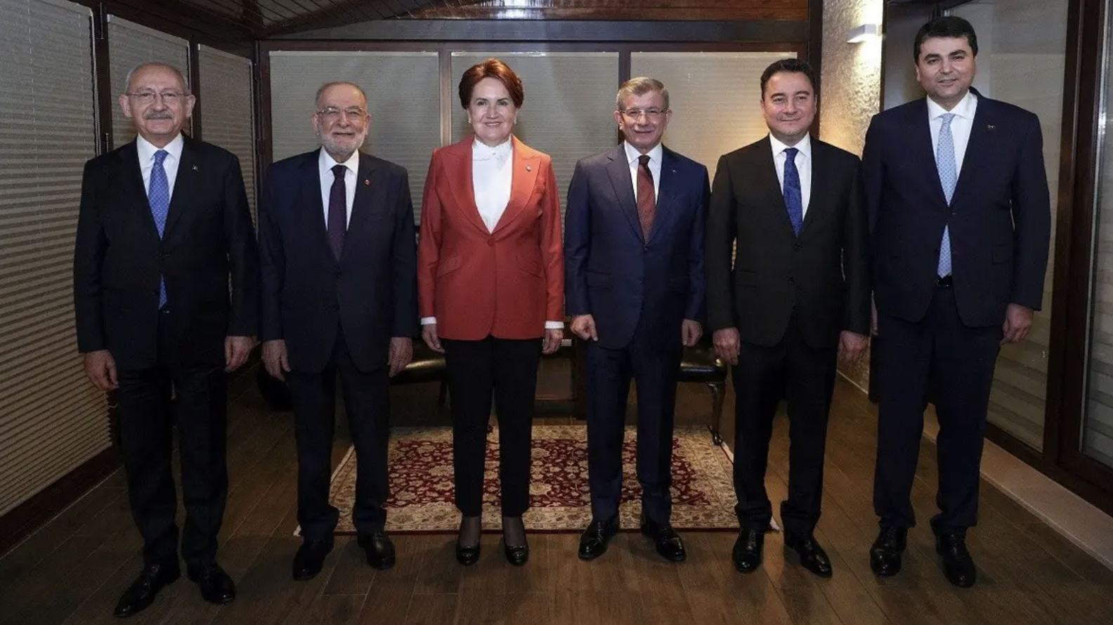 އެރޮދޮގާންއާއި ދެކޮޅަށް ތުރުކީގެ އިދިކޮޅު ލީޑަރުން އެއްގަލަކަށް