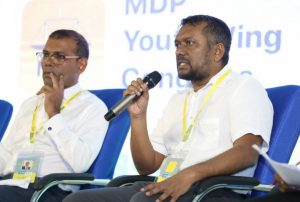 އަލްހާންގެ ތާއީދު ފައްޔާޒަށް