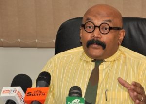 އުމުރުން 15 އަހަރުފުރޭ ކޮންމެ ރައްޔިތަކަށް ބަޑިޖަހަން ދަސްކޮށްދޭންޖެހޭ: އިލްޔާސް