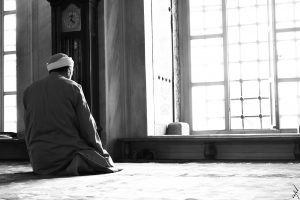 ޖުނުބުވެރިކަންމަތީހުރެ ހަދާންނެތިގެން ނަމާދު ކުރެވިއްޖެނަމަ ހަދާނީ ކިހިނެއް؟