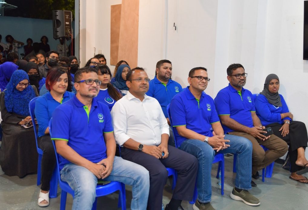 ސަރުކާރުން އައްޑޫ ރައްޔިތުންނަށް ދެއްކީ ހުވަފެން، އިޤްތިޞާދު އޮތީ ހުއްޓިފަ: ޝަރީފް