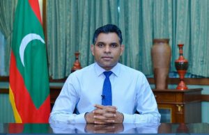 ސަރުކާރުގެ އެންމެ މުހިންމު ސިޔާސަތަކީ ލާމަރުކަޒީ އުސޫލުން ރާއްޖެ ހިންގުން: ނައިބް ރައީސް