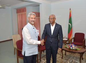 އިންޑިޔާގެ ފޮރިންމިނިސްޓަރ، ރައީސުލްޖުމްހޫރިއްޔާއާއި ބައްދަލު ކުރެއްވުން