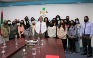ޔޫކްރެއިނުންއައި އިތުރު ދަރިވަރުންނާއި ވަޒީރު ބައްދަލުކުރައްވައިފި
