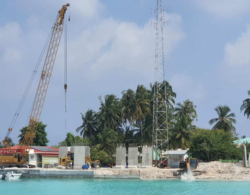 ތ.ގުރައިދޫ ބަނދަރު މަޝްރޫޢުގެ ބޮޑު ބައެއް ނިމިއްޖެ