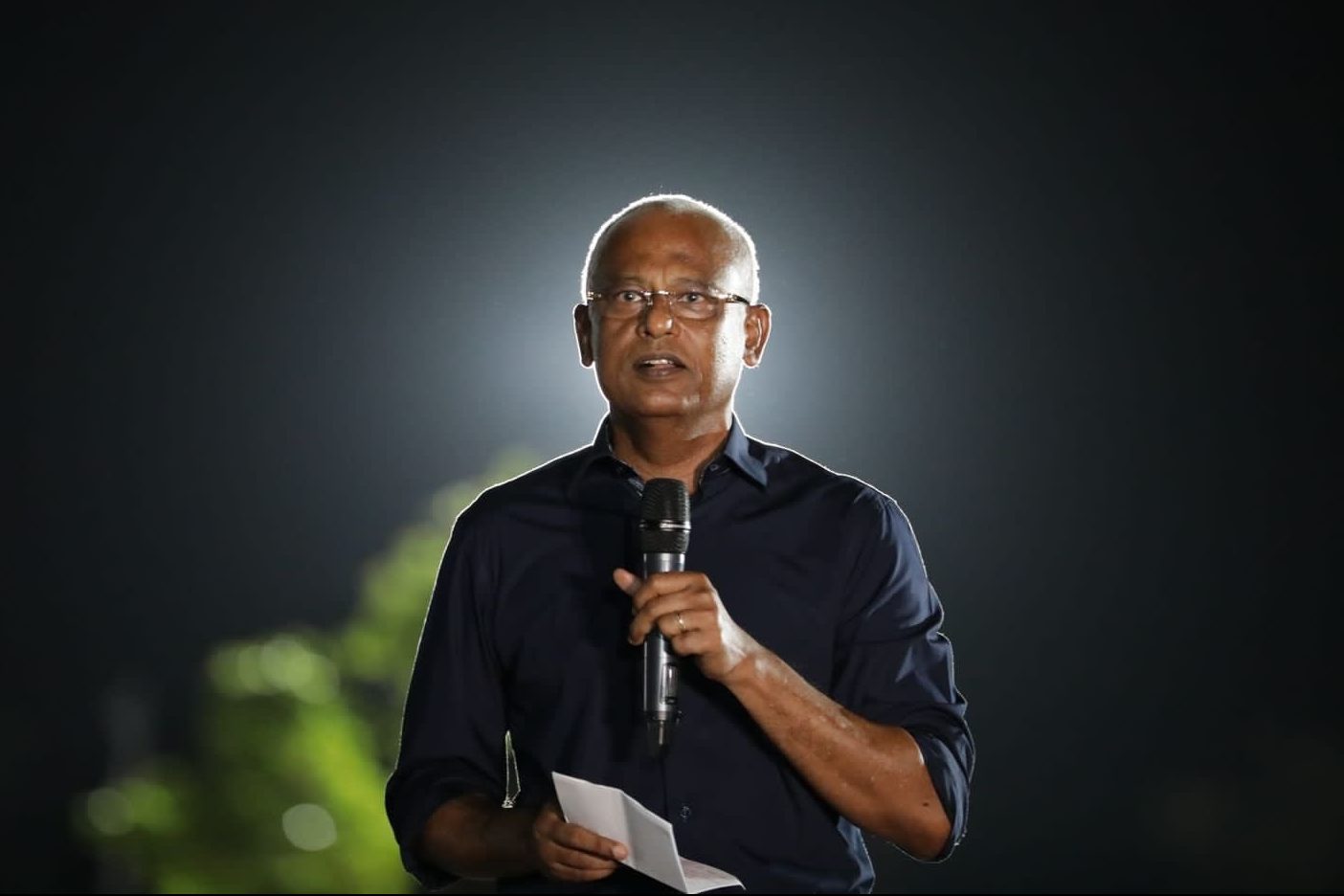 އައްޑޫ ތަރައްޤީނުވެ ރާއްޖެ ތަރައްޤީއެއް ނުވާނެ: ރައީސް