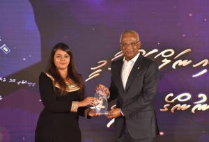 ރެހެންދި އެވޯޑް ނުވަ ފަރާތަކަށް ދީފި